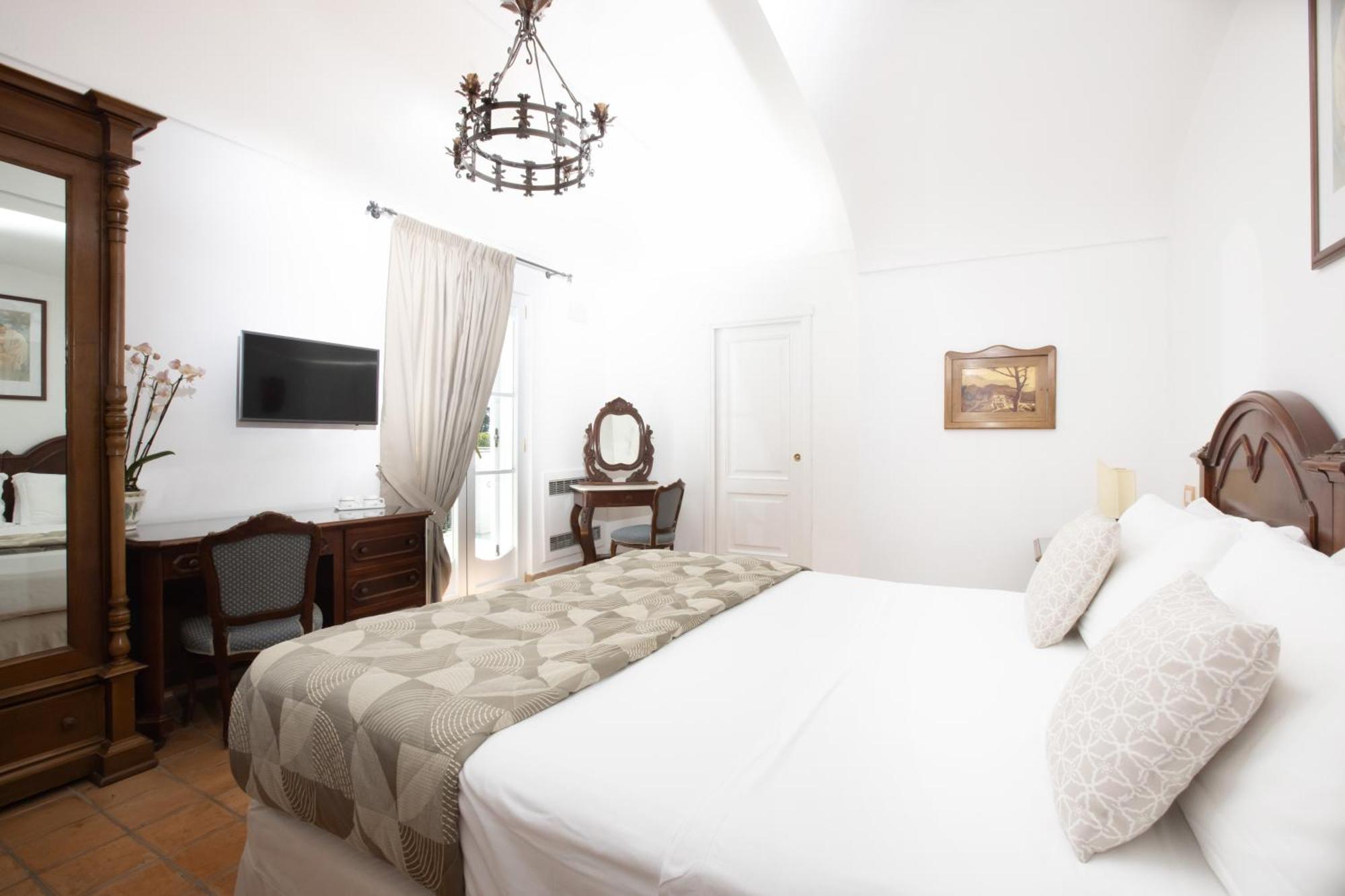 Oasi Olimpia Relais Hotel SantʼAgata sui Due Golfi