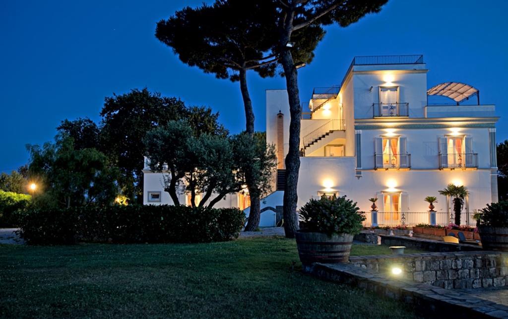 Oasi Olimpia Relais 5* SantʼAgata sui Due Golfi